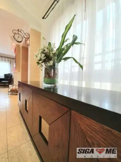 Casa de Condomínio com 4 quartos à venda e para alugar em Aruja - SP - imagem 5 Foto 5 de Casa de Condomínio com 4 quartos à venda e para alugar em Aruja - SP