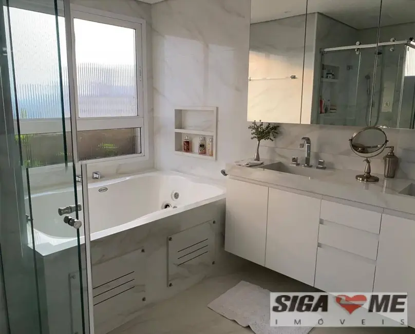 Foto 1 de Apartamento com 4 quartos à venda em Vila Suzana, São Paulo - SP