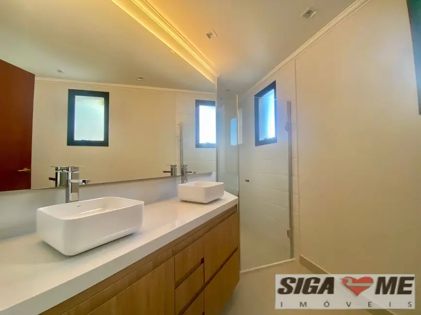 Foto 5 de Apartamento com 3 quartos para alugar, 218m2 em Vila Mariana, São Paulo - SP