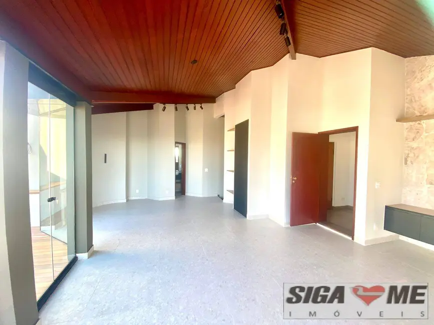 Foto 3 de Apartamento com 3 quartos para alugar, 218m2 em Vila Mariana, São Paulo - SP