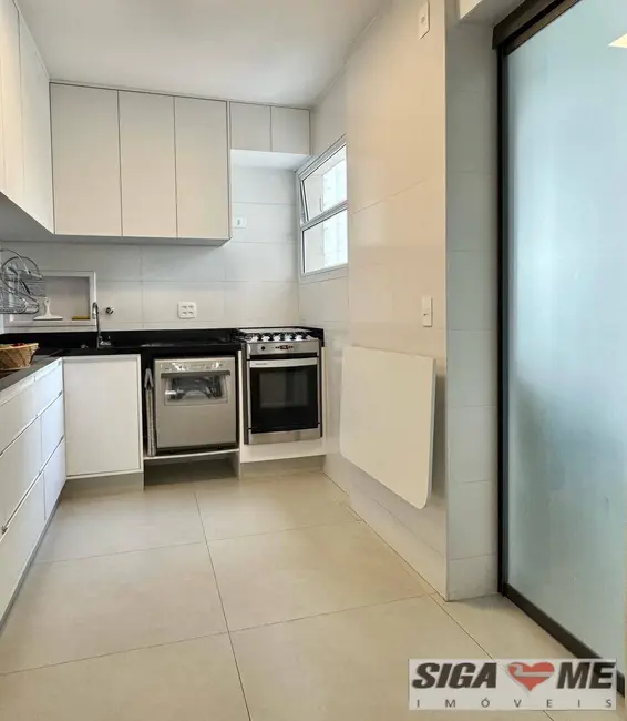 Apartamento com 3 quartos à venda em Moema, São Paulo - SP - imagem 2 Foto 2 de Apartamento com 3 quartos à venda em Moema, São Paulo - SP