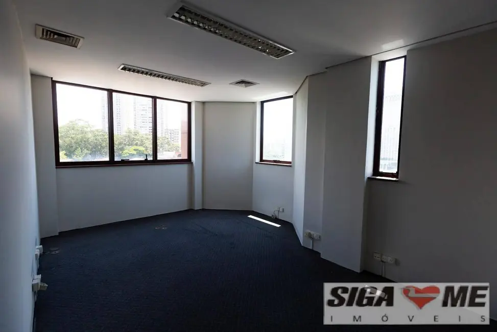 Foto 8 de Sala Comercial para alugar em Vila Tramontano, São Paulo - SP