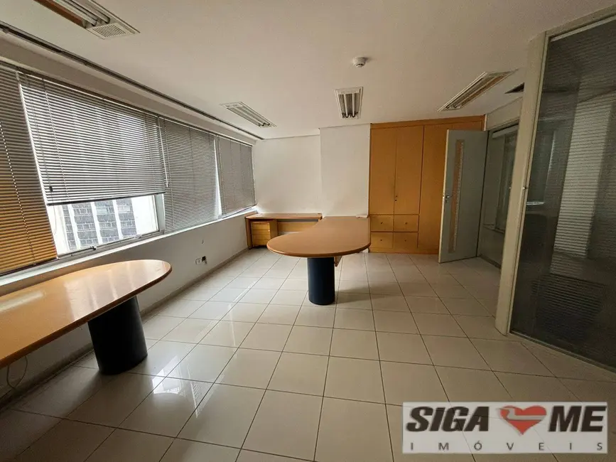 Sala Comercial para alugar em Centro, São Paulo - SP - imagem 5 Foto 5 de Sala Comercial para alugar em Centro, São Paulo - SP