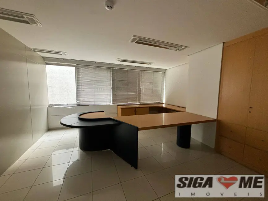 Sala Comercial para alugar em Centro, São Paulo - SP - imagem 9 Foto 9 de Sala Comercial para alugar em Centro, São Paulo - SP
