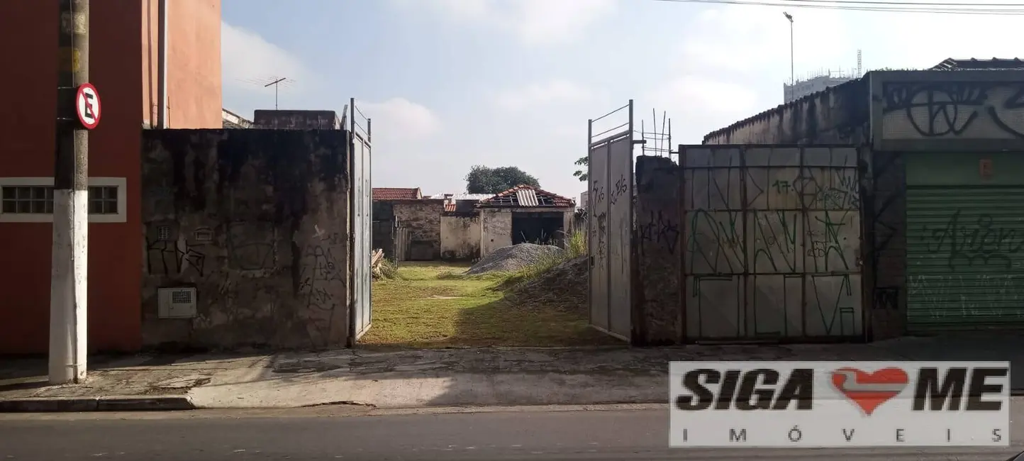 Foto 1 de Terreno / Lote à venda em Lapa de Baixo, São Paulo - SP