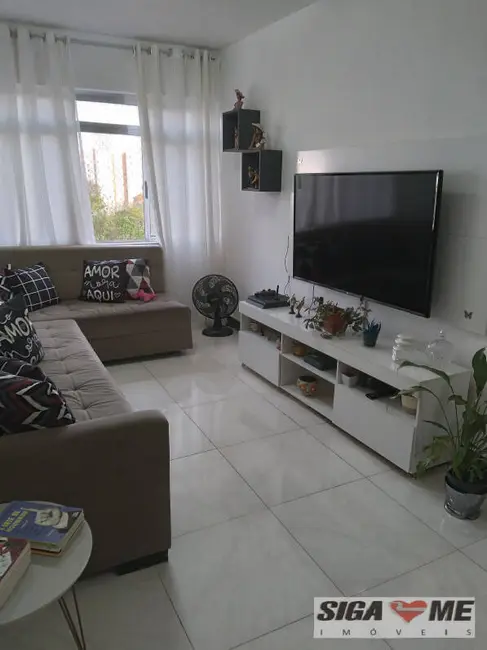 Apartamento com 2 quartos à venda e para alugar em Aclimação, São Paulo - SP - imagem 2 Foto 2 de Apartamento com 2 quartos à venda e para alugar em Aclimação, São Paulo - SP