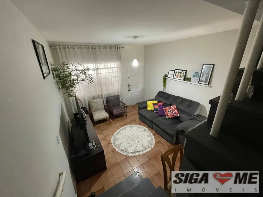 Foto 2 de Casa com 3 quartos à venda em Vila Talarico, São Paulo - SP