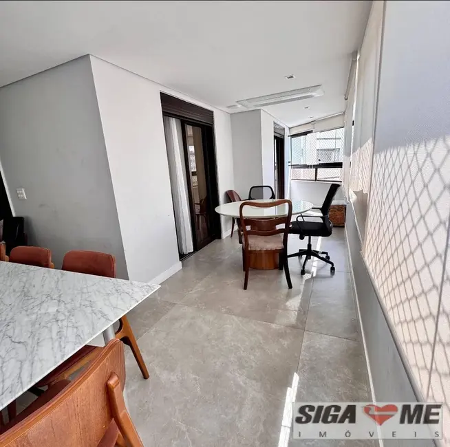 Foto 2 de Apartamento com 4 quartos para alugar em Vila Cruzeiro, São Paulo - SP