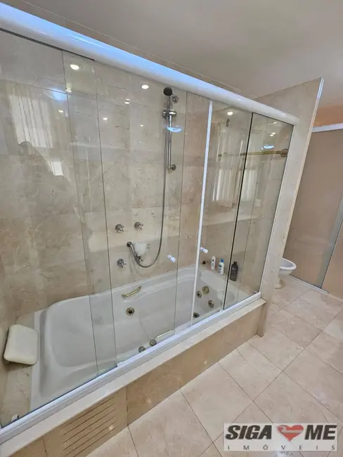 Foto 9 de Casa com 2 quartos à venda, 589m2 em Cidade Jardim, São Paulo - SP