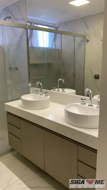 Foto 4 de Apartamento com 3 quartos para alugar, 156m2 em Cerqueira César, São Paulo - SP