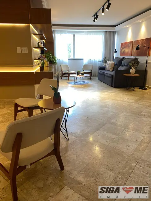 Foto 5 de Apartamento com 3 quartos para alugar, 156m2 em Cerqueira César, São Paulo - SP