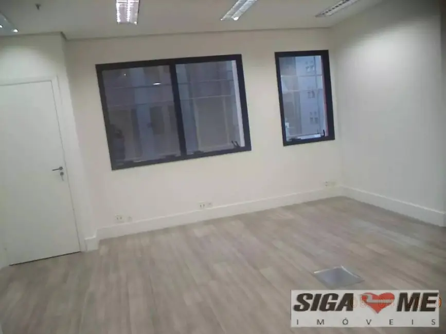 Sala Comercial à venda e para alugar em Vila Olímpia, São Paulo - SP - imagem 8 Foto 8 de Sala Comercial à venda e para alugar em Vila Olímpia, São Paulo - SP