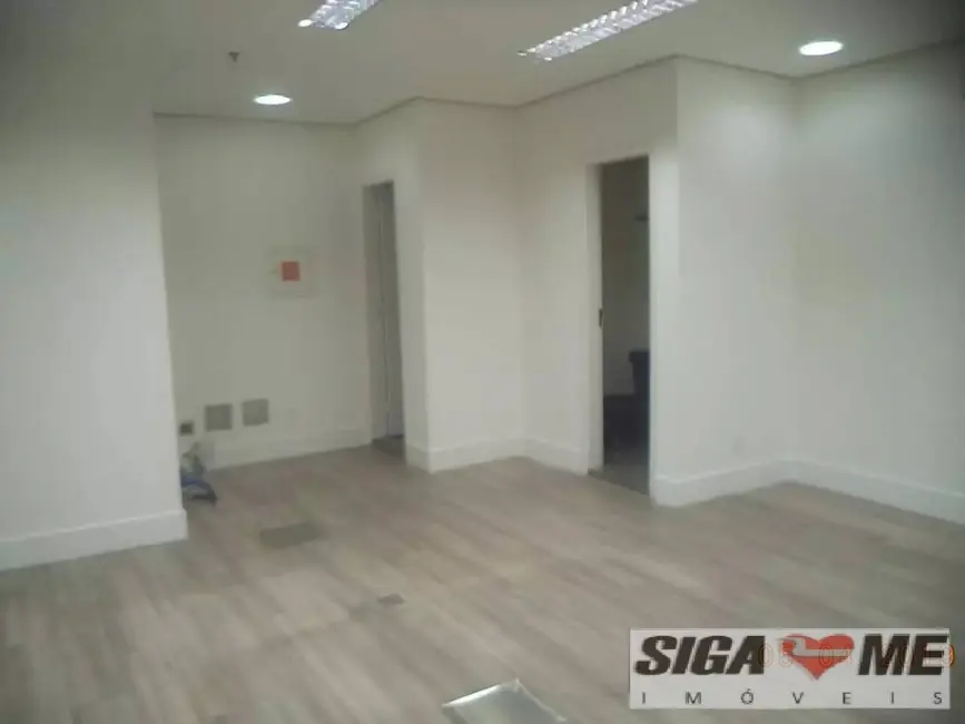 Sala Comercial à venda e para alugar em Vila Olímpia, São Paulo - SP - imagem 7 Foto 7 de Sala Comercial à venda e para alugar em Vila Olímpia, São Paulo - SP