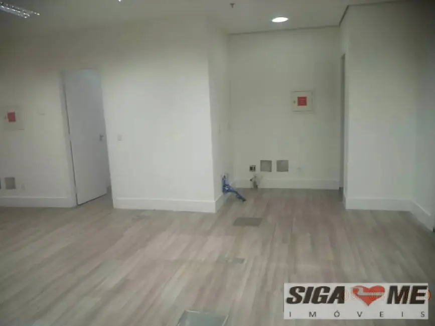 Foto 1 de Sala Comercial à venda e para alugar em Vila Olímpia, São Paulo - SP