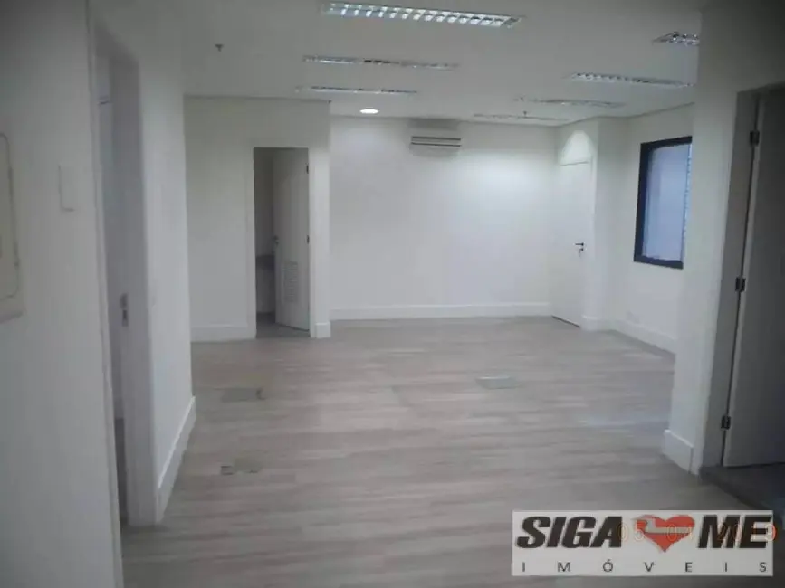 Sala Comercial à venda e para alugar em Vila Olímpia, São Paulo - SP - imagem 9 Foto 9 de Sala Comercial à venda e para alugar em Vila Olímpia, São Paulo - SP