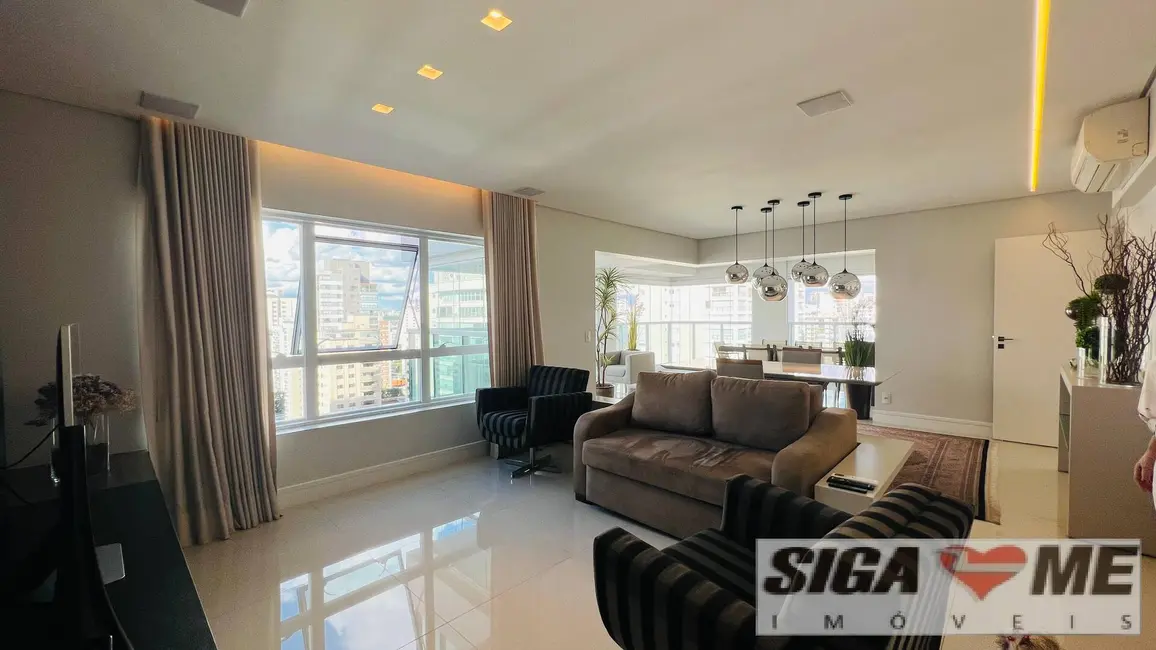 Apartamento à venda, 185m2 em Campo Belo, São Paulo - SP - imagem 1 Foto 1 de Apartamento à venda, 185m2 em Campo Belo, São Paulo - SP