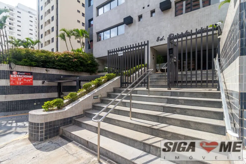 Sala Comercial para alugar, 32m2 em São Paulo - SP - imagem 1 Foto 1 de Sala Comercial para alugar, 32m2 em São Paulo - SP