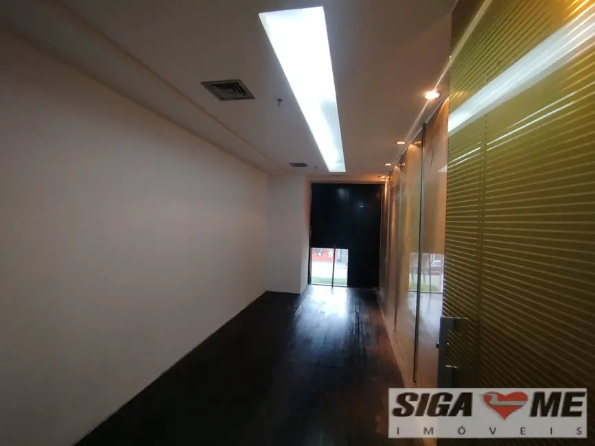 Sala Comercial para alugar, 294m2 em Itaim Bibi, São Paulo - SP - imagem 6 Foto 6 de Sala Comercial para alugar, 294m2 em Itaim Bibi, São Paulo - SP