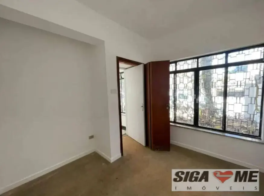 Foto 2 de Casa com 5 quartos à venda, 251m2 em Mirandópolis, São Paulo - SP