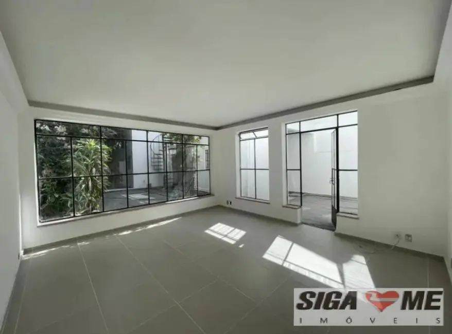 Foto 4 de Casa com 5 quartos à venda, 251m2 em Mirandópolis, São Paulo - SP