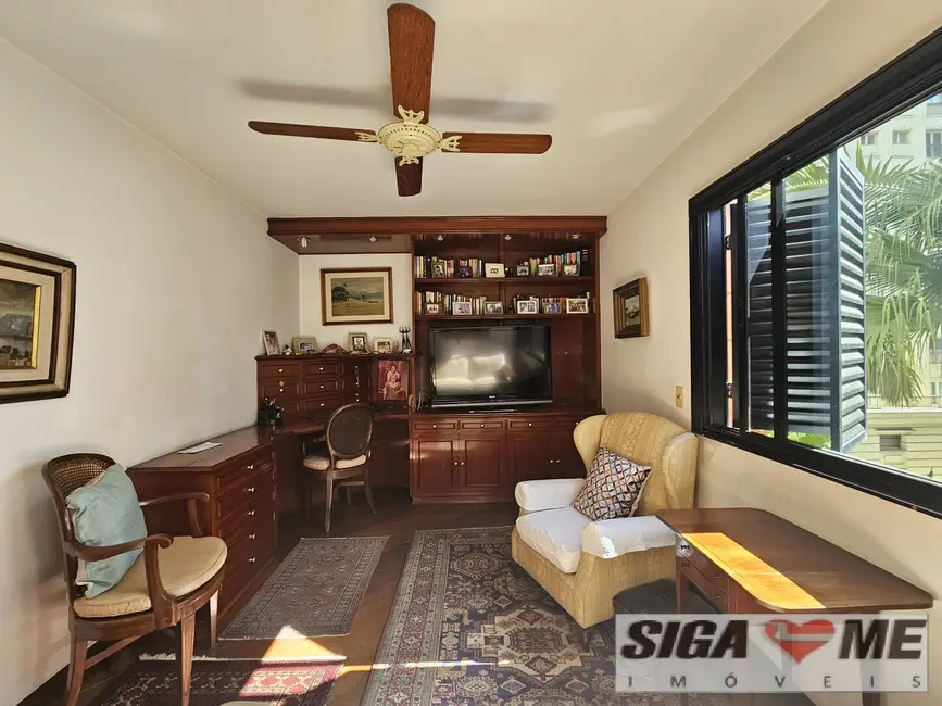 Apartamento com 3 quartos à venda, 155m2 em Jardim Europa, São Paulo - SP - imagem 9 Foto 9 de Apartamento com 3 quartos à venda, 155m2 em Jardim Europa, São Paulo - SP