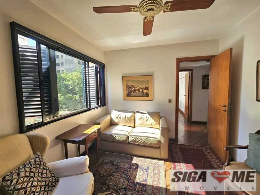 Apartamento com 3 quartos à venda, 155m2 em Jardim Europa, São Paulo - SP - imagem 1 Foto 1 de Apartamento com 3 quartos à venda, 155m2 em Jardim Europa, São Paulo - SP