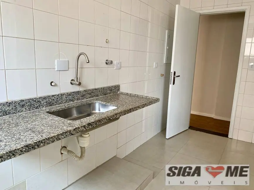 Foto 2 de Apartamento com 3 quartos à venda, 72m2 em Campo Belo, São Paulo - SP