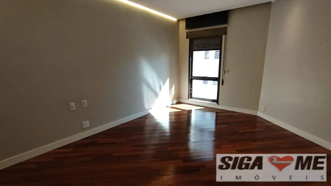 Apartamento para alugar, 490m2 em Real Parque, São Paulo - SP - imagem 9 Foto 9 de Apartamento para alugar, 490m2 em Real Parque, São Paulo - SP