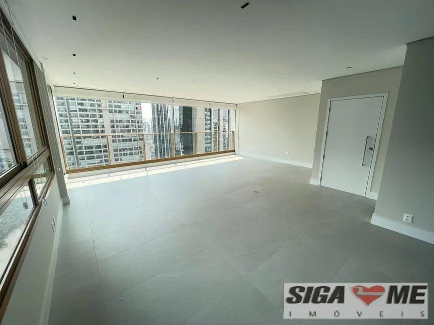 Foto 2 de Apartamento para alugar, 147m2 em Itaim Bibi, São Paulo - SP