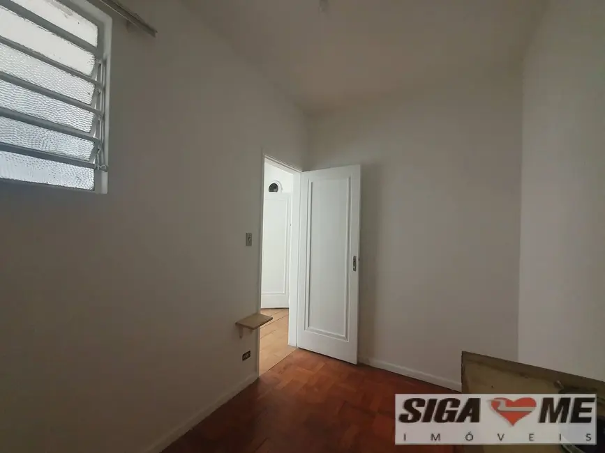 Foto 4 de Apartamento com 3 quartos para alugar, 136m2 em Jardim América, São Paulo - SP