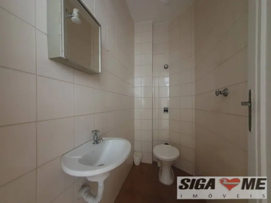 Foto 3 de Apartamento com 3 quartos para alugar, 136m2 em Jardim América, São Paulo - SP