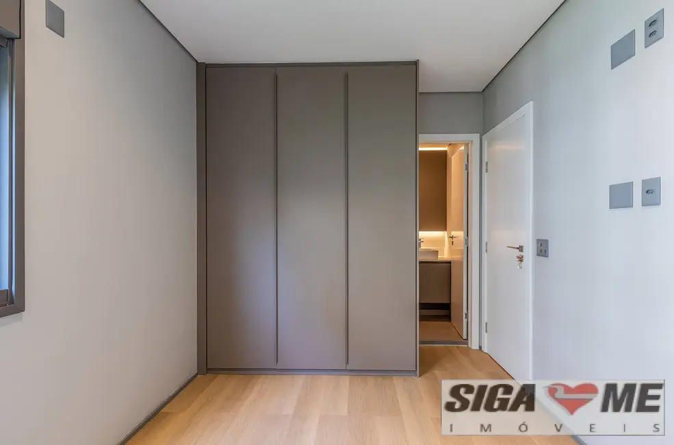 Apartamento com 3 quartos à venda, 185m2 em Itaim Bibi, São Paulo - SP - imagem 4 Foto 4 de Apartamento com 3 quartos à venda, 185m2 em Itaim Bibi, São Paulo - SP