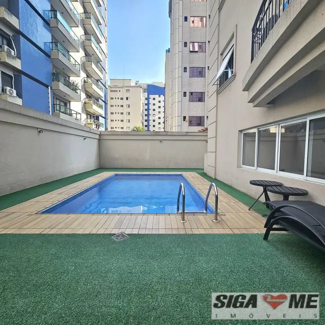 Apartamento com 2 quartos à venda, 118m2 em Vila Olímpia, São Paulo - SP - imagem 2 Foto 2 de Apartamento com 2 quartos à venda, 118m2 em Vila Olímpia, São Paulo - SP