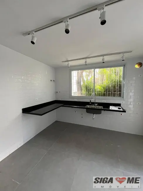 Foto 7 de Casa com 3 quartos para alugar, 200m2 em Vila Nova Conceição, São Paulo - SP