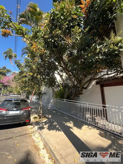 Foto 5 de Casa com 3 quartos para alugar, 200m2 em Vila Nova Conceição, São Paulo - SP