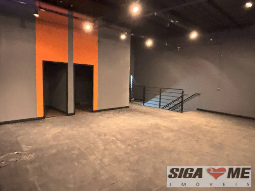 Sala Comercial à venda, 2100m2 em Cambuci, São Paulo - SP - imagem 3 Foto 3 de Sala Comercial à venda, 2100m2 em Cambuci, São Paulo - SP