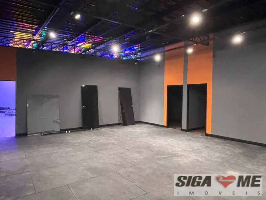 Sala Comercial à venda, 2100m2 em Cambuci, São Paulo - SP - imagem 5 Foto 5 de Sala Comercial à venda, 2100m2 em Cambuci, São Paulo - SP