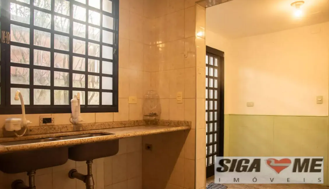 Foto 5 de Casa com 4 quartos para alugar, 250m2 em Vila Mariana, São Paulo - SP