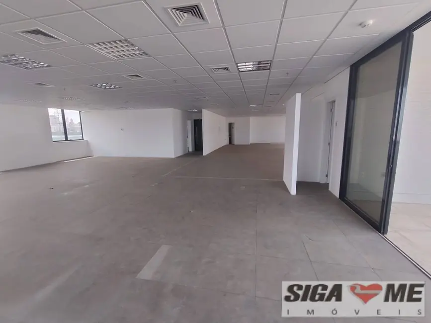 Sala Comercial à venda e para alugar, 300m2 em Barra Funda, São Paulo - SP - imagem 5 Foto 5 de Sala Comercial à venda e para alugar, 300m2 em Barra Funda, São Paulo - SP