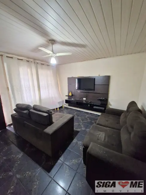 Foto 2 de Casa com 2 quartos à venda, 368m2 em Capão Redondo, São Paulo - SP