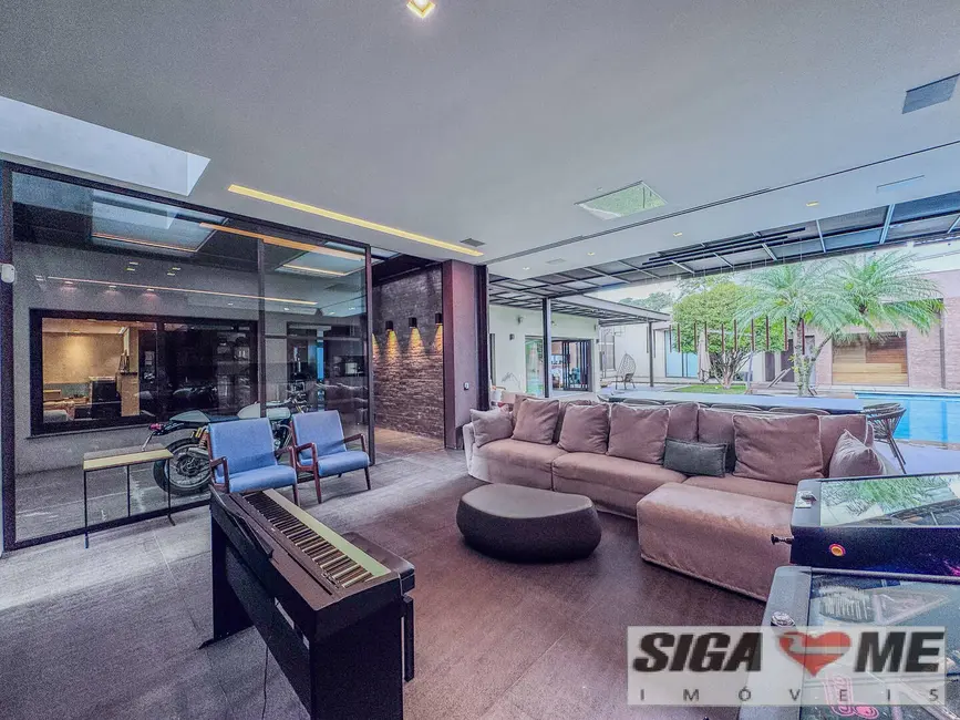 Casa com 5 quartos à venda, 896m2 em Jardim Europa, São Paulo - SP - imagem 8 Foto 8 de Casa com 5 quartos à venda, 896m2 em Jardim Europa, São Paulo - SP