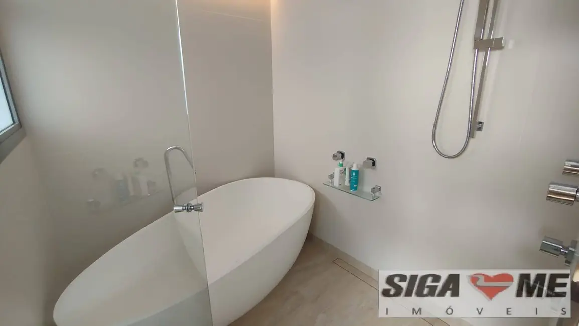 Apartamento com 1 quarto à venda, 131m2 em Vila Madalena, São Paulo - SP - imagem 2 Foto 2 de Apartamento com 1 quarto à venda, 131m2 em Vila Madalena, São Paulo - SP