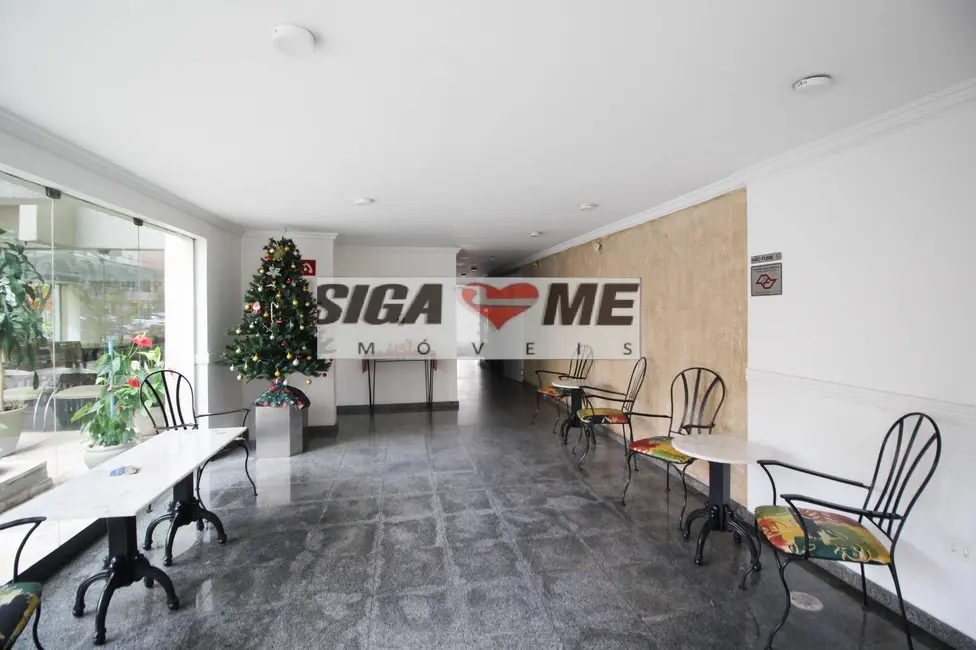 Foto 5 de Apartamento com 2 quartos à venda, 54m2 em Moema, São Paulo - SP