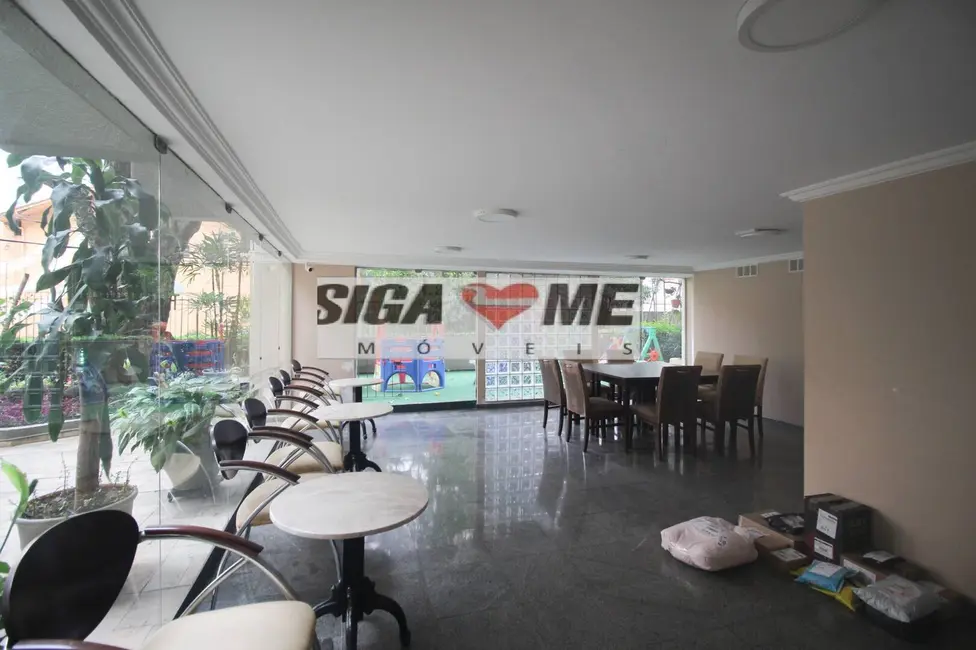 Foto 4 de Apartamento com 2 quartos à venda, 54m2 em Moema, São Paulo - SP