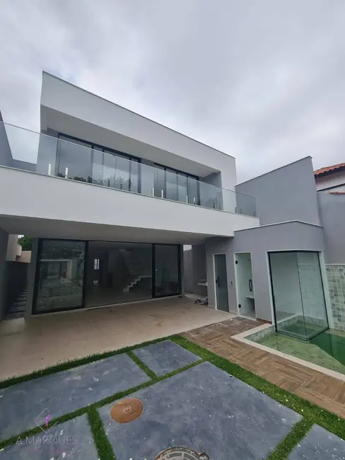 Foto 1 de Casa com 5 quartos à venda, 340m2 em Barra da Tijuca, Rio De Janeiro - RJ