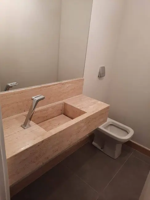 Casa com 5 quartos à venda, 342m2 em Barra da Tijuca, Rio De Janeiro - RJ - imagem 5 Foto 5 de Casa com 5 quartos à venda, 342m2 em Barra da Tijuca, Rio De Janeiro - RJ