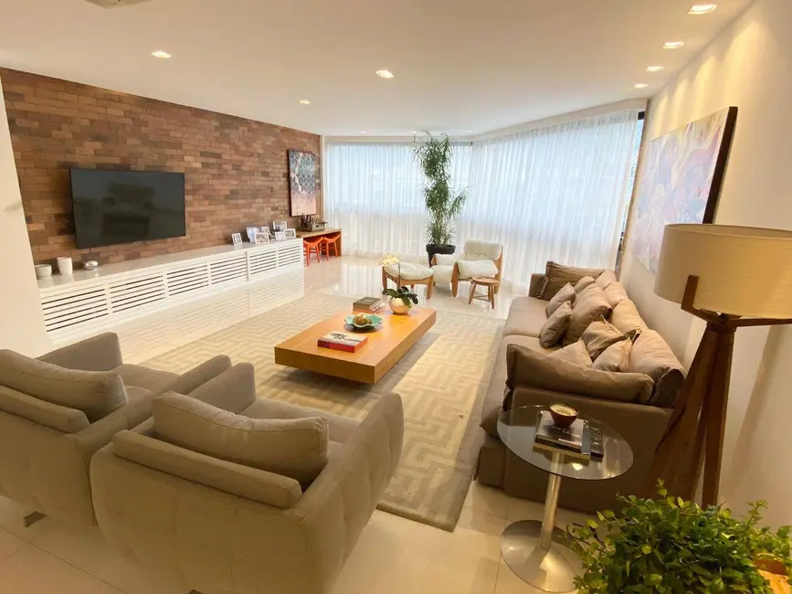 Foto 2 de Apartamento com 3 quartos à venda, 280m2 em Barra da Tijuca, Rio De Janeiro - RJ