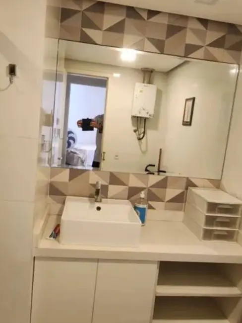 Apartamento com 1 quarto à venda, 74m2 em Barra da Tijuca, Rio De Janeiro - RJ - imagem 3 Foto 3 de Apartamento com 1 quarto à venda, 74m2 em Barra da Tijuca, Rio De Janeiro - RJ