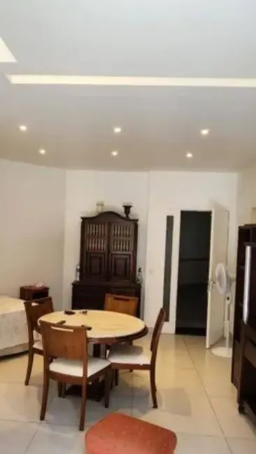 Apartamento com 1 quarto à venda, 74m2 em Barra da Tijuca, Rio De Janeiro - RJ - imagem 5 Foto 5 de Apartamento com 1 quarto à venda, 74m2 em Barra da Tijuca, Rio De Janeiro - RJ