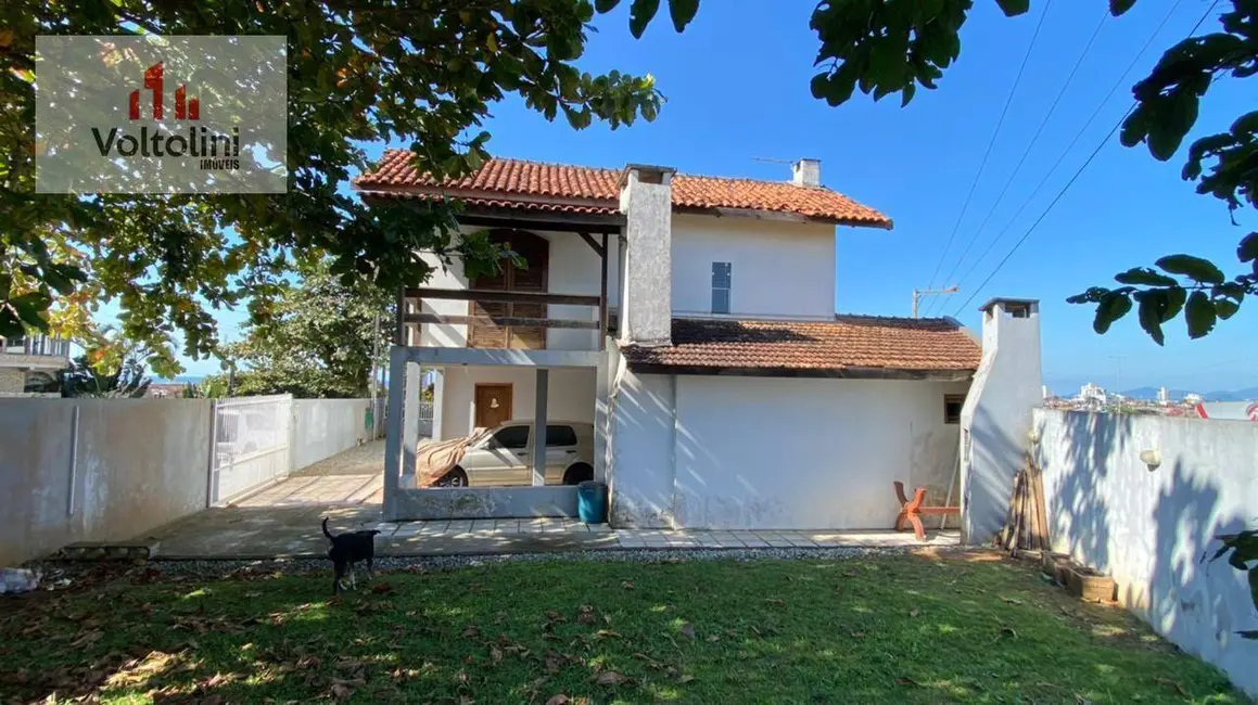 Sobrado com 5 quartos à venda, 459m2 em Centro, Barra Velha - SC - imagem 7 Foto 7 de Sobrado com 5 quartos à venda, 459m2 em Centro, Barra Velha - SC